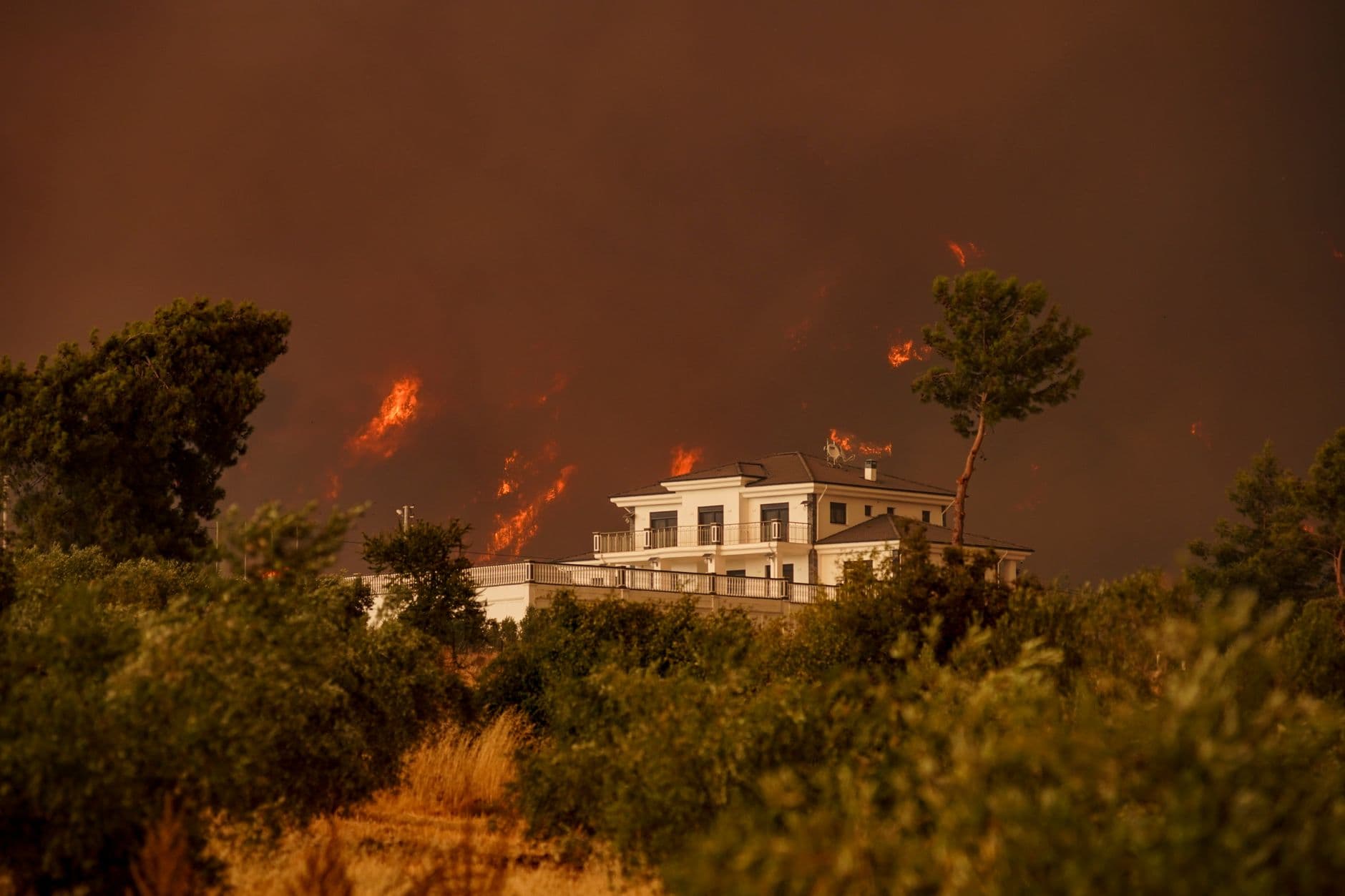 French wildfires: Disappointment, fear as tens of thousands evacuate